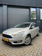 Ford Focus 1.0 ecoboost 2017 | Camera | Carplay | Cruise Con, Stof, 100 pk, Handgeschakeld, Parkeersensor