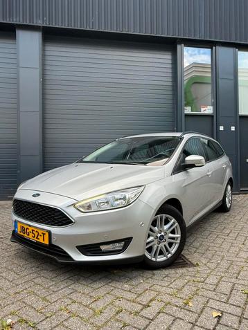 Ford Focus 1.0 ecoboost 2017 | Camera | Carplay | Cruise Con beschikbaar voor biedingen