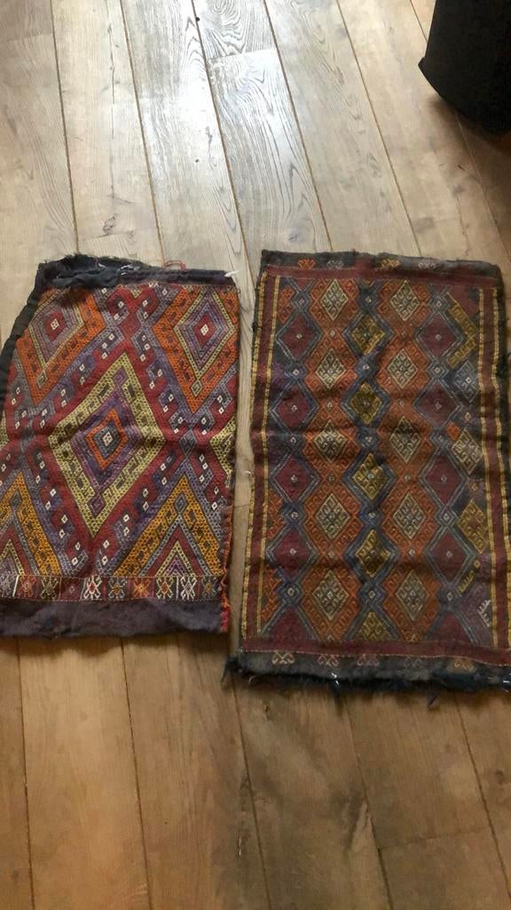 2 Kelim kussens origineel handgemaakt antiek ( Turkije), Ophalen of Verzenden, Zo goed als nieuw, Overige kleuren, Rechthoekig