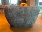 Countryfield pot, Huis en Inrichting, Woonaccessoires | Vazen, Ophalen, Zo goed als nieuw, Overige kleuren, Steen