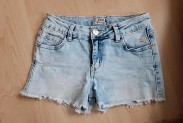 Stoer kort broekje Indian Blue Jeans maat 128 beschikbaar voor biedingen
