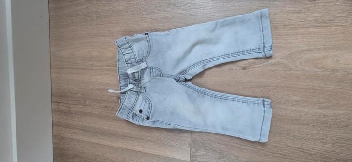 Spijkerbroekje, maat 62, Kinderen en Baby's, Babykleding | Maat 62, Zo goed als nieuw, Jongetje of Meisje, Broekje, Ophalen of Verzenden