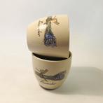 Twee kopjes van Jet ter Steege, lavendel, Huis en Inrichting, Keuken | Servies, Ophalen of Verzenden