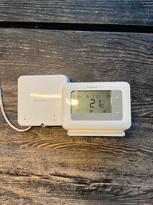 Honeywell home T4r draadlose klokthermostaat, Doe-het-zelf en Verbouw, Thermostaten, Zo goed als nieuw, Ophalen of Verzenden