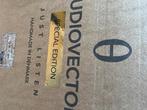 Audiovector QR1 SE., Nieuw, 120 watt of meer, Front, Rear of Stereo speakers, Ophalen