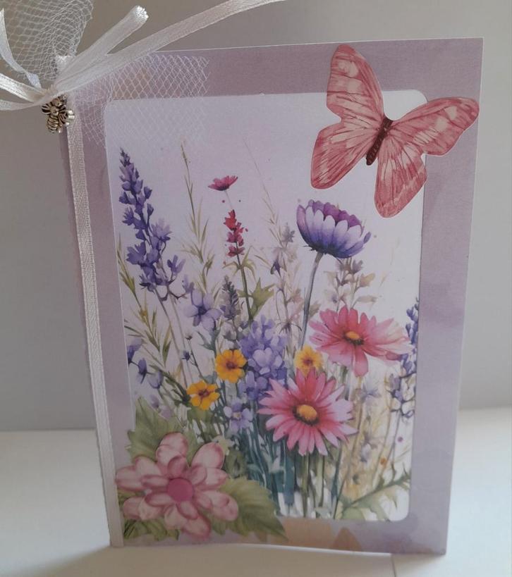 Bloemen kaart, Hobby en Vrije tijd, Kaarten | Zelfgemaakt, Zo goed als nieuw, Ophalen of Verzenden