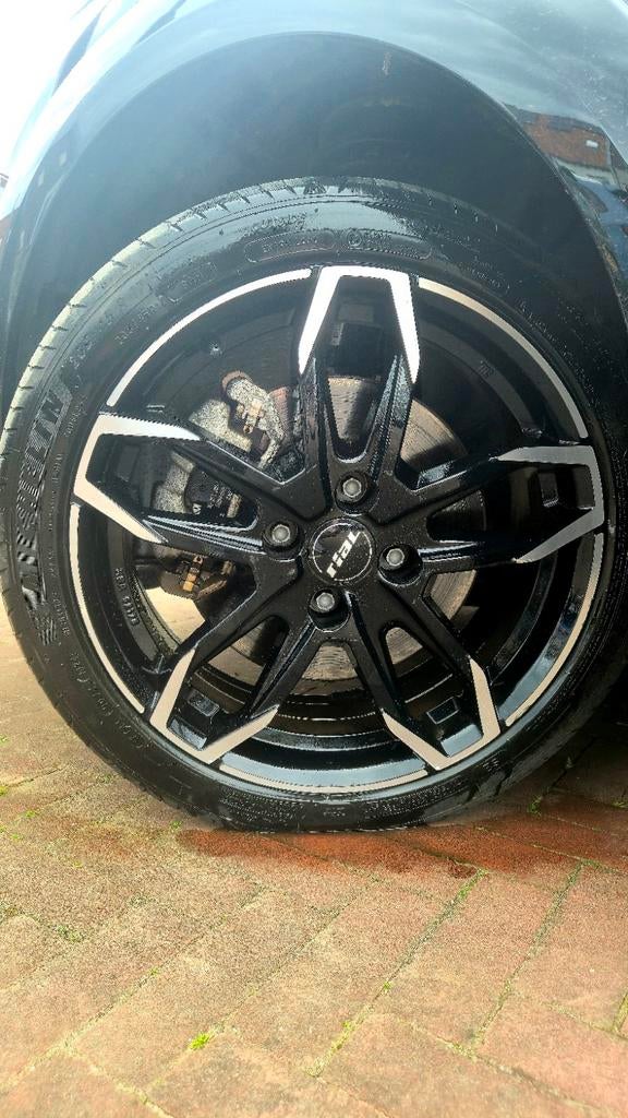 Rial Lucca 17” velgen – diamant zwart gepolijst – nette set, Ophalen, Gebruikt, Banden en Velgen, 17 inch