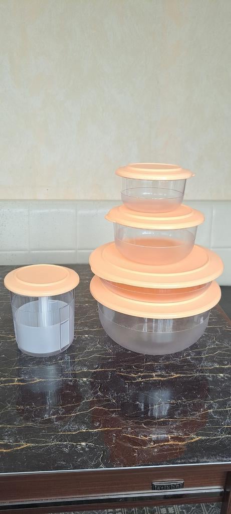 Nieuwe exclusieve set van tupperware, Huis en Inrichting, Keuken | Tupperware, Ophalen of Verzenden, Nieuw, Overige typen