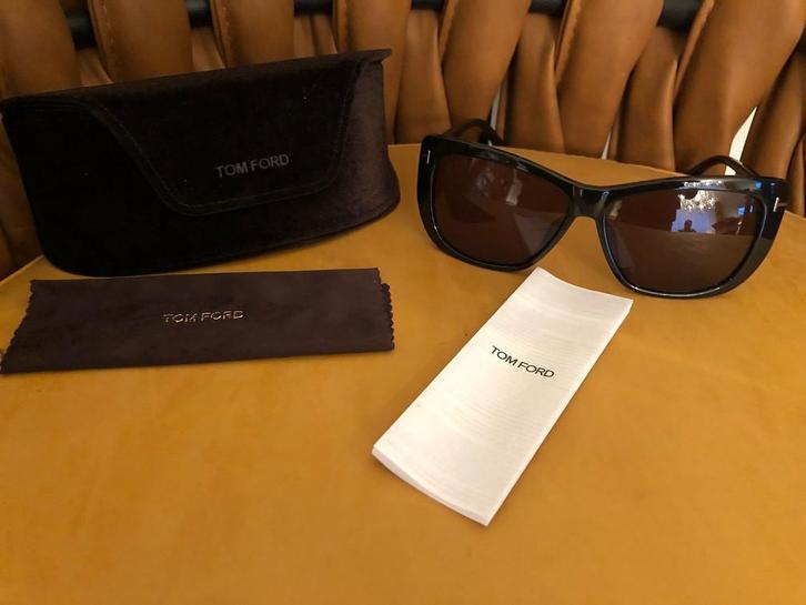 NIEUWE ORIGINELE TOM FORD ZONNEBRIL Lindsay TF434-F zwart, Sieraden, Tassen en Uiterlijk, Zonnebrillen en Brillen | Dames, Nieuw