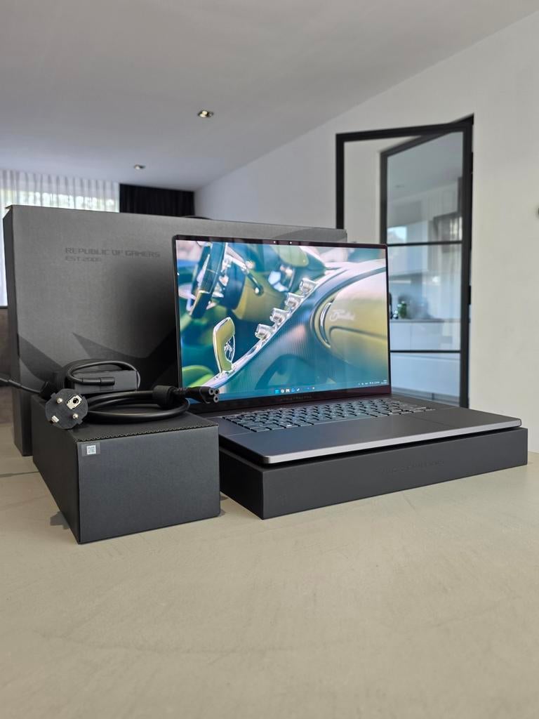 ASUS ROG Zephyrus G16 - Ryzen AI 9 (370) | RTX 4070 | 240 Hz, Computers en Software, Windows Laptops, ADM Ryzen 9, Met videokaart