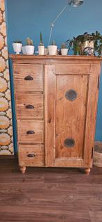 Antieke spekkast, Ophalen