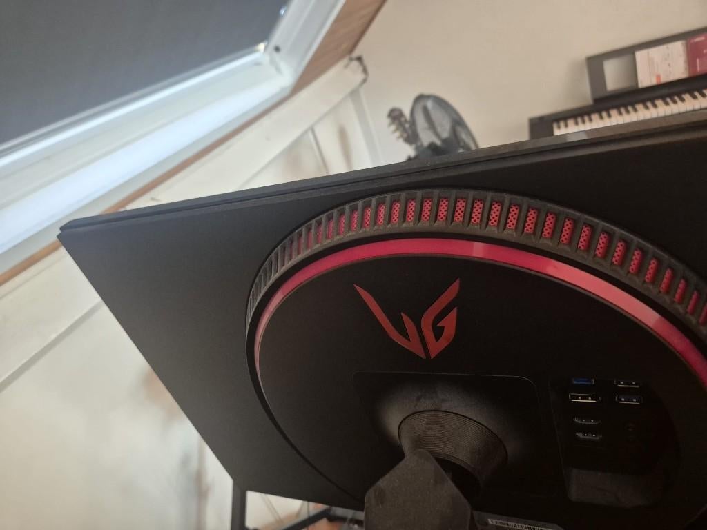 LG Ultragear 27GP850, IPS, Minder dan 1 ms, Zo goed als nieuw, HDMI