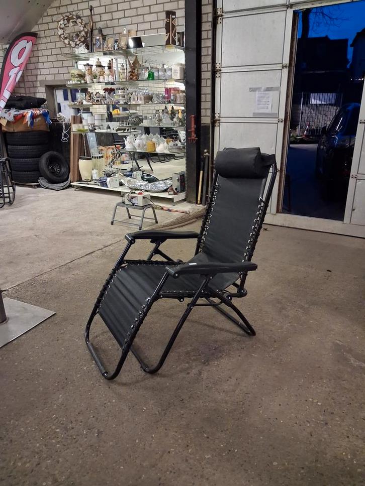 Zwarte verstelbare tuinstoel, Tuin en Terras, Tuinstoelen, Metaal, Verstelbaar, Ophalen