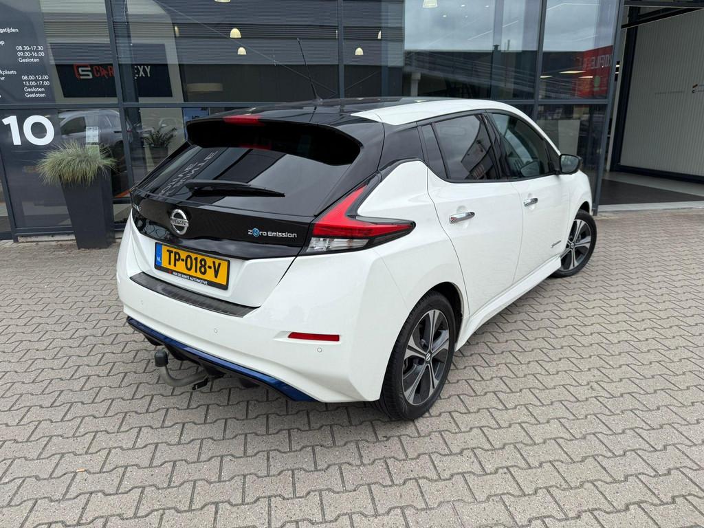 Nissan LEAF Tekna 40 kWh *Netto Deal*, Auto's, Gebruikt, Zwart, 150 pk, Verwarming stoelen achter