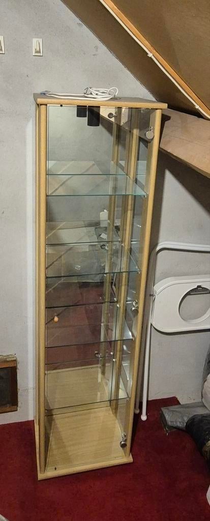 Glazen Prijzenkast met Houten Frame, Huis en Inrichting, Kasten | Vitrinekasten, Ophalen, Minder dan 50 cm, Glas, Modern