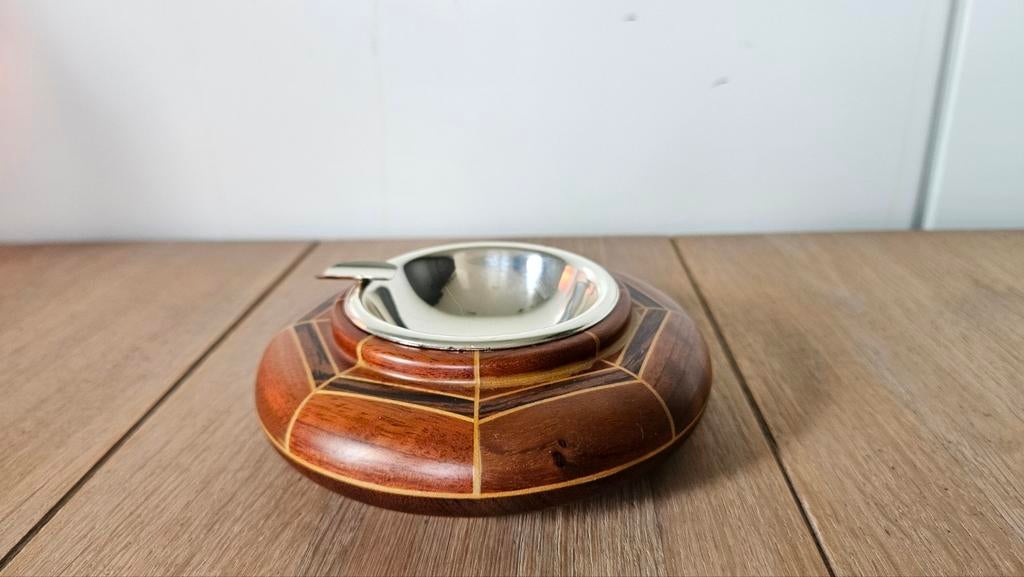 Mooie houten asbak, Verzamelen, Rookartikelen, Aanstekers en Luciferdoosjes, Ophalen, Zo goed als nieuw, Asbak