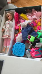 Cindy / Fleur Barbie met kleertjes en dingetjes, Ophalen of Verzenden
