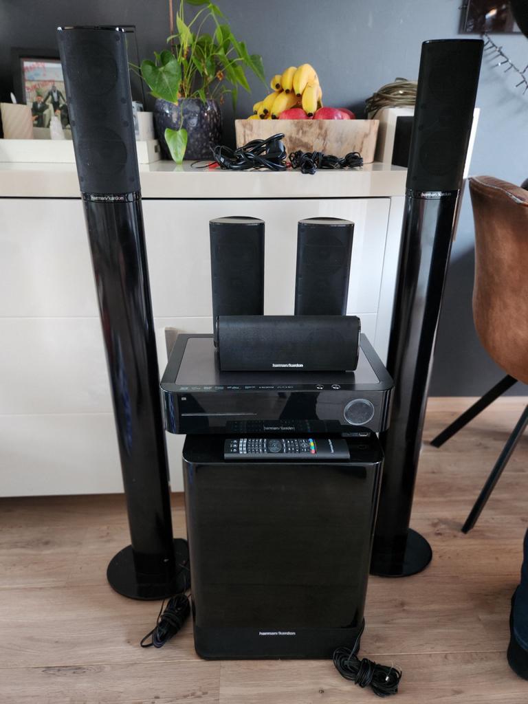Harman Kardon BDS 800 Home Cinema Set - Zwart, Blu-ray-speler, 70 watt of meer, Zo goed als nieuw, 5.1-systeem