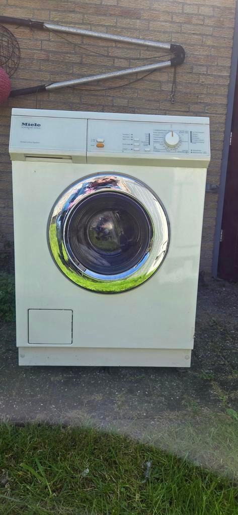 Miele Novotronic W 8535 Wasmachine - Watercontrol-System, Ophalen, Gebruikt, Voorlader, 85 tot 90 cm