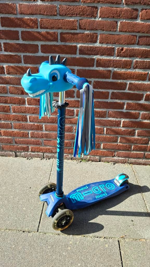 Micro Maxi step met drakenkop Blauw met lichtjes in wieltjes, Fietsen en Brommers, Steps, Ophalen, Gebruikt, Gewone step, Micro