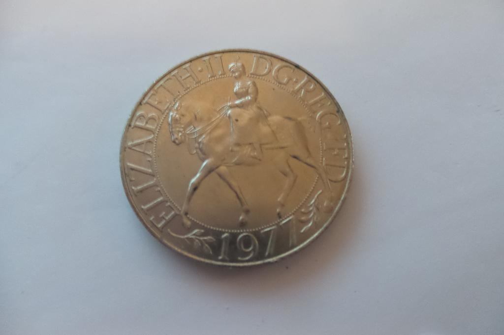 jubileum crown 1977 united kingdom, Ophalen of Verzenden, Overige landen, Losse munt
