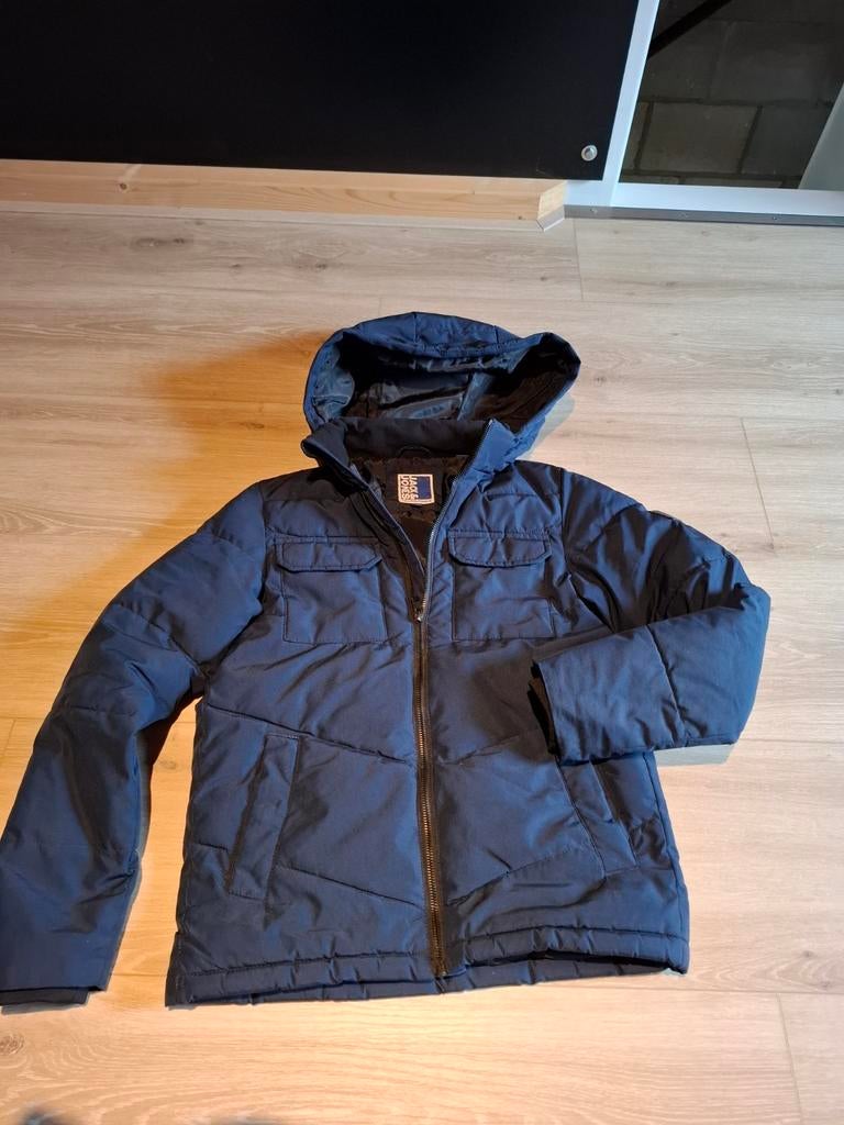 Goeduitziende tussenjas jack jones 152, Ophalen of Verzenden, Zo goed als nieuw, Jongen, Jas