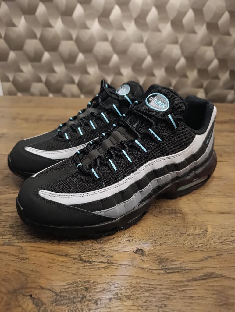 Nike Air Max 95 - Black Aurora Green Cool Grey - 46-12, Zwart, Nike, Nieuw, Ophalen of Verzenden