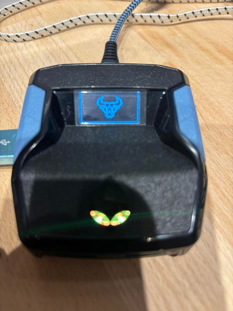 Cronus zen Scripts (€ 2000+ waarde) en Hulp, Ophalen of Verzenden, Zo goed als nieuw, Controller