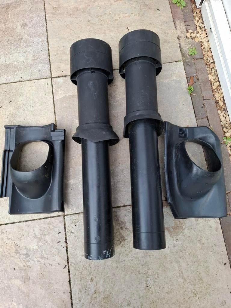 Zwarte PVC Dakgoot Afvoerpijpen met Bochten (2 stuks), Ophalen, Pvc, Minder dan 2 meter, 80 mm of meer