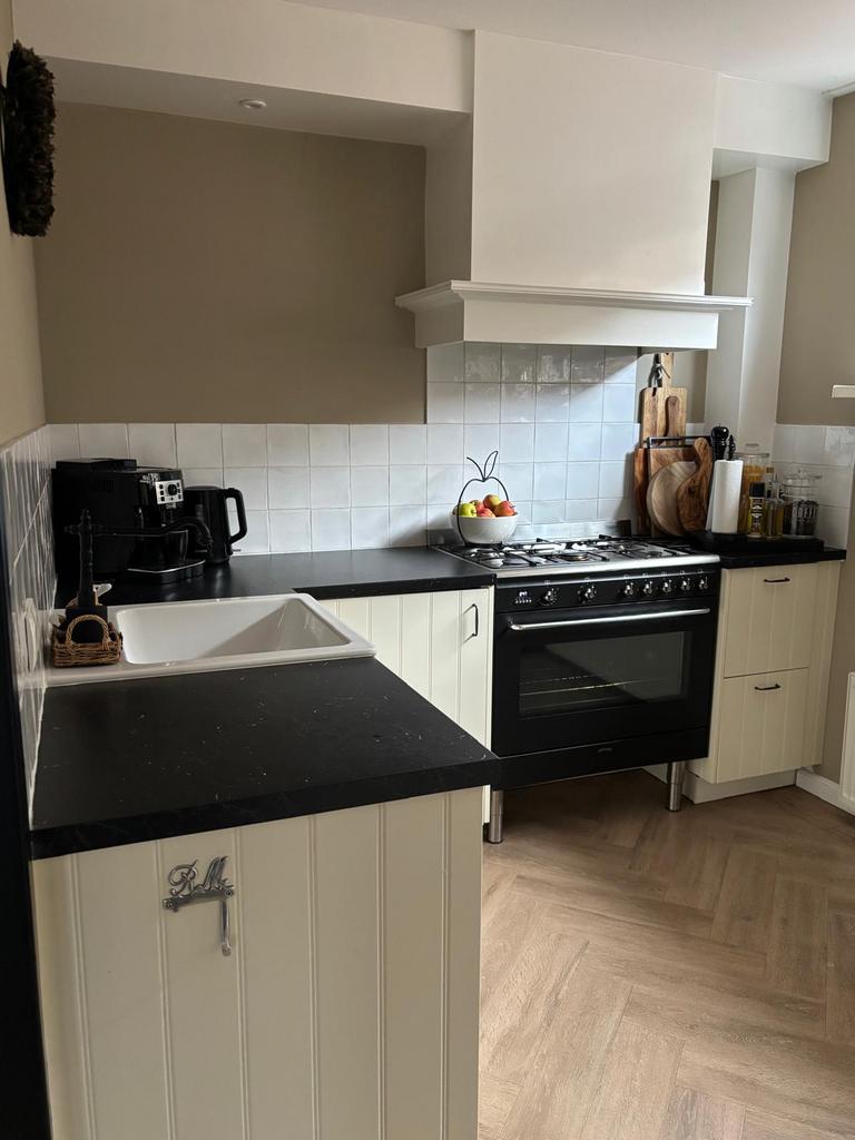 Ladelijke keuken, Ophalen, Overige materialen, Wit, Hoekkeuken