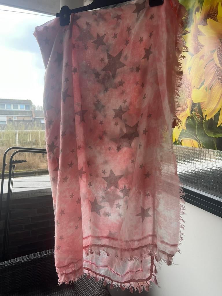 Te koop dames sjaal, Ophalen of Verzenden, Zo goed als nieuw, Maat 46/48 (XL) of groter, Sjaal