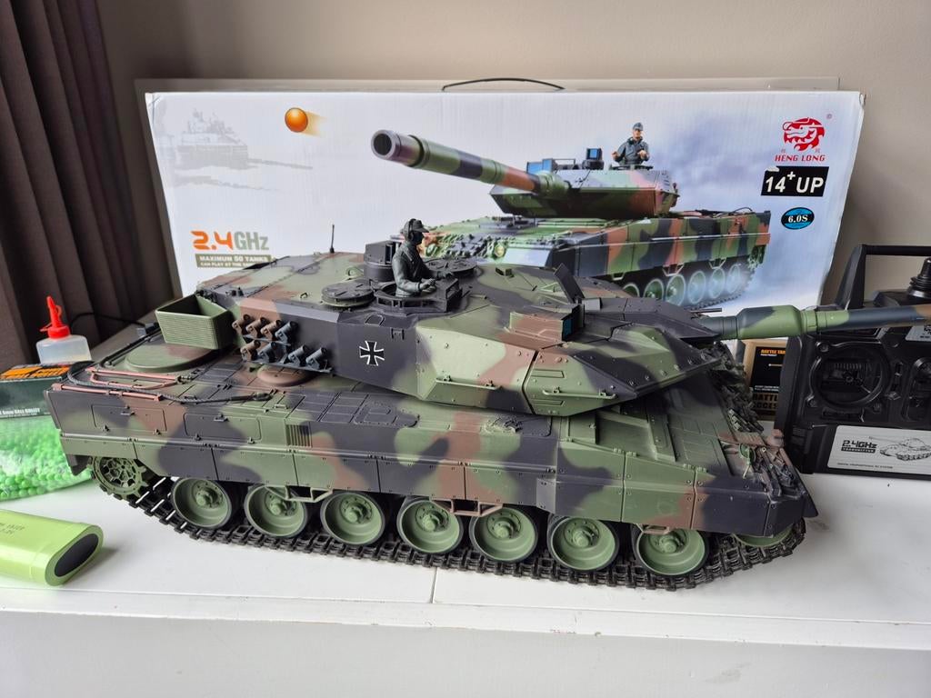 RC Leopard 2A6 Tank, Ophalen of Verzenden