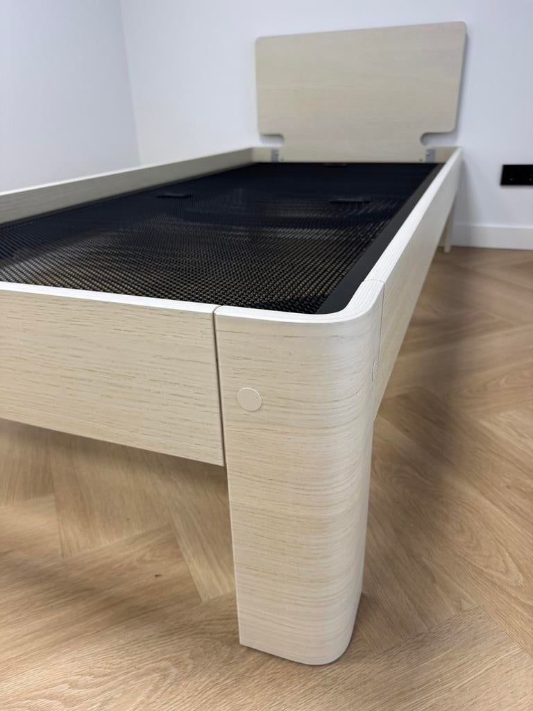 Showroommodel: Auping Auronde 90x200 Soft White Oak (-50%!), Huis en Inrichting, Slaapkamer | Bedden, 90 cm, Ophalen of Verzenden