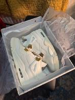 Nike Air Jordan 4 Metallic Gold (DS) – Maat 44, Kleding | Dames, Schoenen, Ophalen of Verzenden, Nieuw, Wit, Sneakers of Gympen