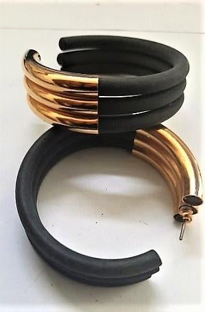 Prachtige Modern-Etnische Hoop oorbellen in zwart & goud, Ophalen, Nieuw, Zwart, Overige materialen