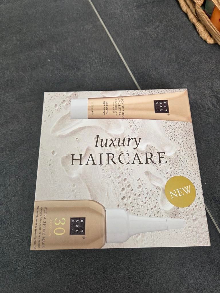 Rituals Luxury Haircare, Ophalen of Verzenden, Zo goed als nieuw, Haarverzorger of -hersteller