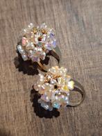 Nieuwe bloemetjes oorbellen goudkleur met parelmoer, Overige materialen, Minder dan 4 cm, Goud, Nieuw