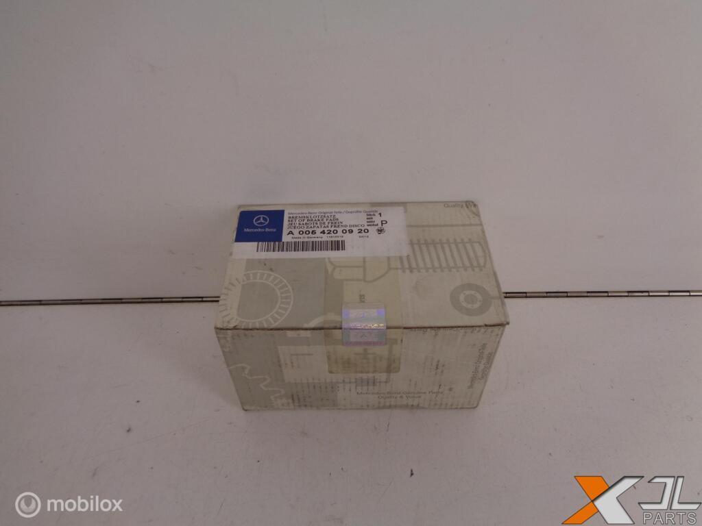 A0054200920 C-KLASSE W204 REMBLOKSET VOOR NOS OEM MERCEDES, Mercedes-Benz, Nieuw, Ophalen of Verzenden, Mercedes-Benz