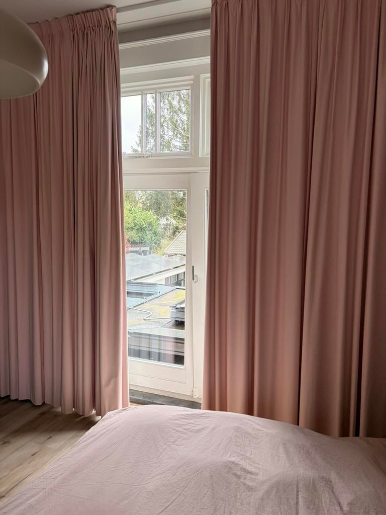 Roze Amsterdam (Hema) verduisterende overgordijnen, Ophalen, Zo goed als nieuw, 200 cm of meer
