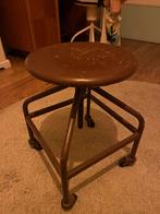 Vintage metalen kruk met wieltjes - Industrieel design, Ophalen, Gebruikt, IJzer