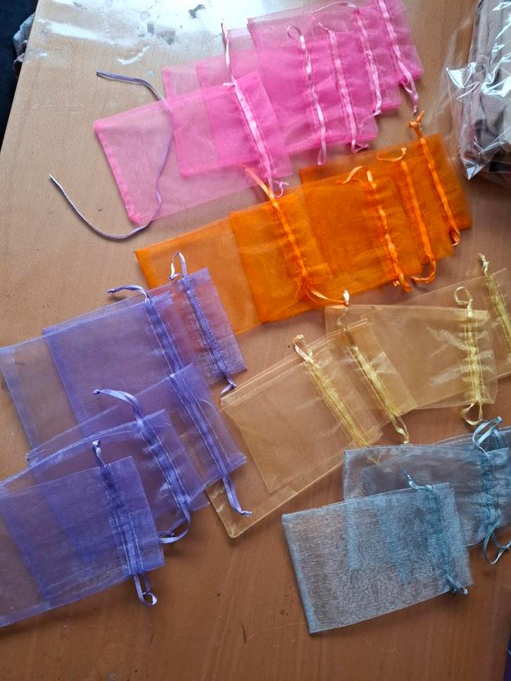 Organza zakjes in diverse kleuren - 10x12 cm, Hobby en Vrije tijd, Knutselen, Nieuw, Ophalen of Verzenden