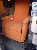 Comfortabele oranje relaxfauteuil - Sta op stoel, Ophalen, Gebruikt, 75 tot 100 cm, 75 tot 100 cm