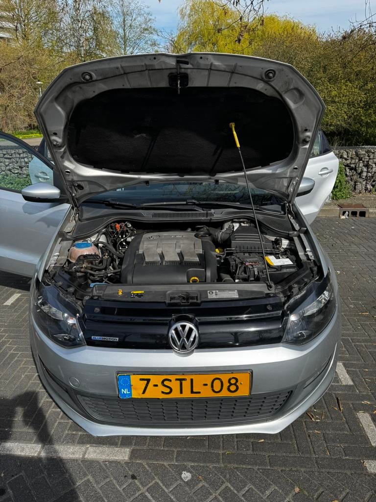 Volkswagen Polo 1.2 TDI 55KW BM 2013 Grijs, Auto's, Voorwielaandrijving, 74 pk, 1199 cc, 96 €/maand