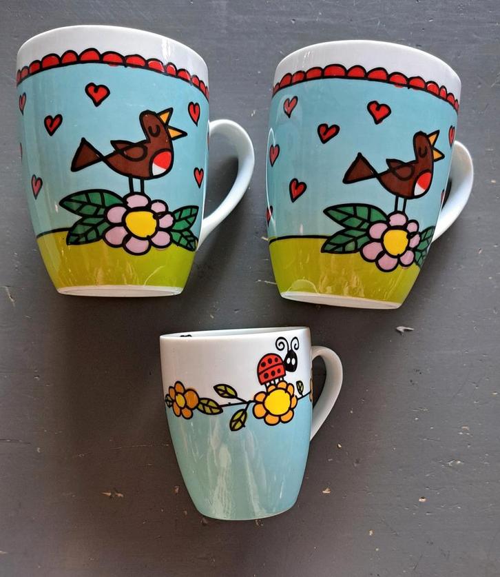 Babette bekers met vogel en lieveheersbeestje - 3 stuks, Huis en Inrichting, Keuken | Servies, Gebruikt, Kop(pen) en/of Schotel(s)