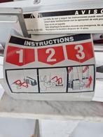 Uitschuifbare Noodladder | Aluminium | Compact Opvouwbaar, Veiligheidsstraat 1, 1000 AA Amsterdam, Info@safetyfirstladders.com