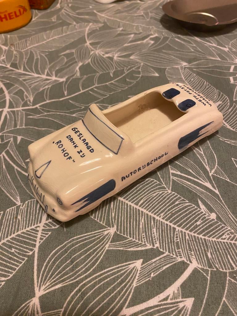 Oude auto rijschool reclame asbak vintage porselein, Verzamelen, Ophalen of Verzenden, Zo goed als nieuw, Asbak