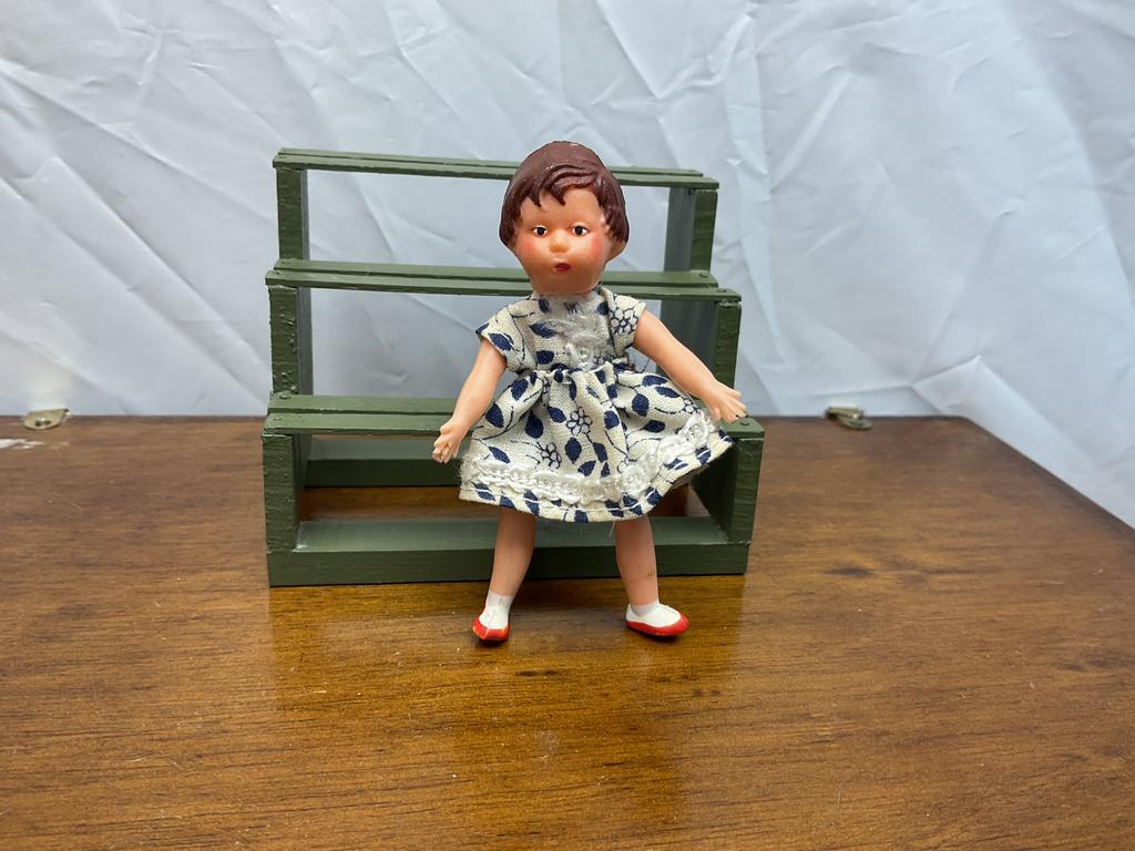 Vintage ari popje, Verzamelen, Poppenhuizen en Toebehoren, Ophalen of Verzenden, Popje