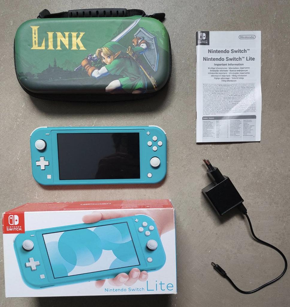 Nintendo Switch Lite - licht blauw, Spelcomputers en Games, Spelcomputers | Nintendo Switch Lite, Ophalen of Verzenden, Turquoise