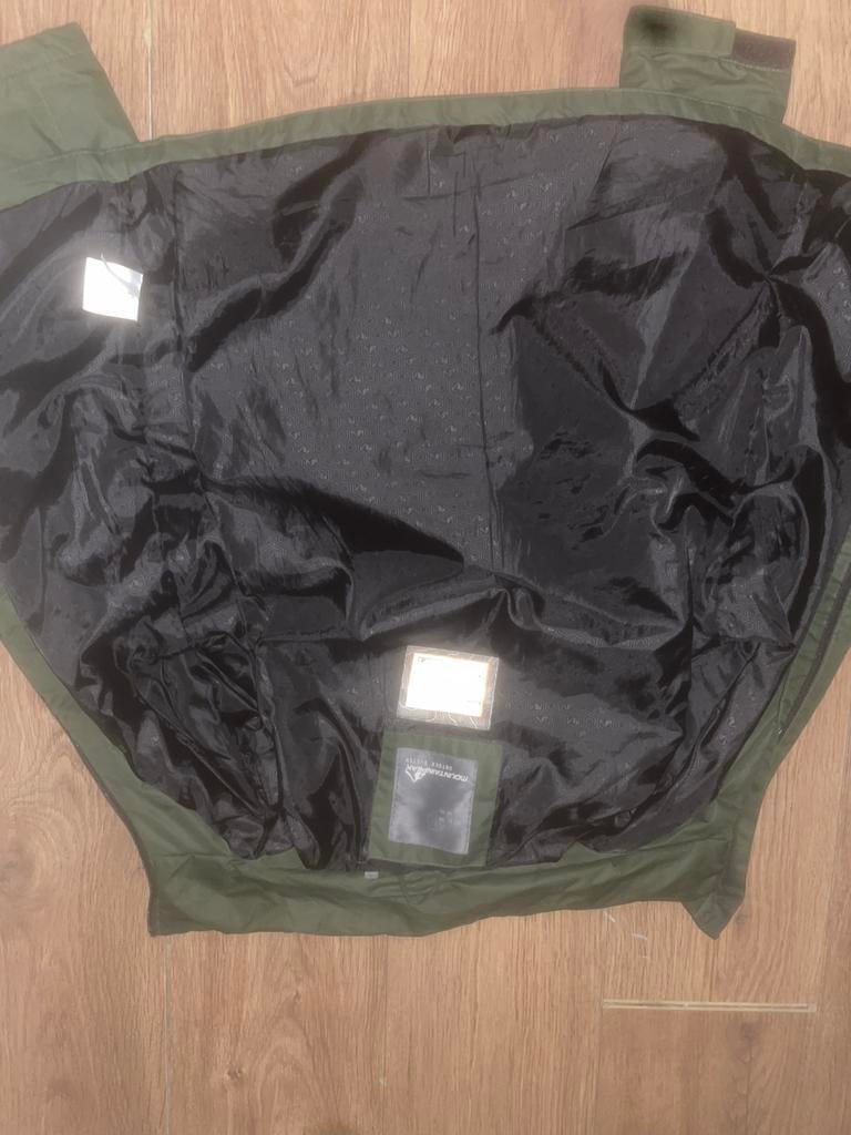 Donkergroene jas - Mountain Peak, Kleding | Heren, Ophalen of Verzenden, Gedragen, Overige maten, Groen
