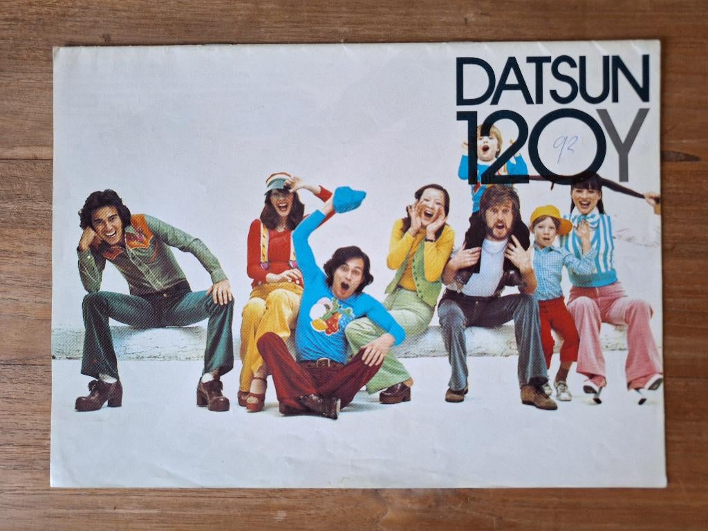 Datsun 120Y brochure folder 1975, Ophalen of Verzenden, Gelezen, Overige merken